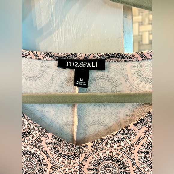 Roz & Ali pink and black blouse - Picture 4 of 5